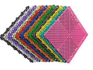 color customization for interlocking tiles